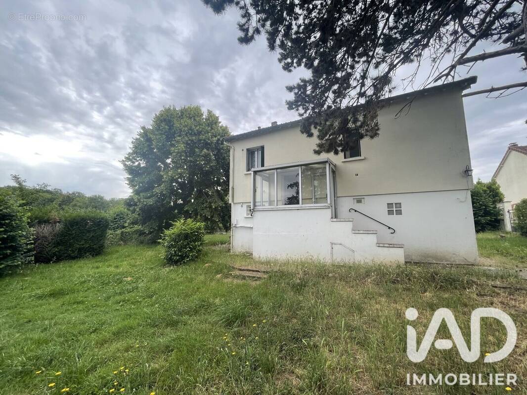 Photo 1 - Maison à HERY