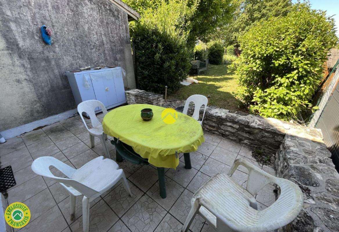 Maison à CHATEAUNEUF-SUR-CHER