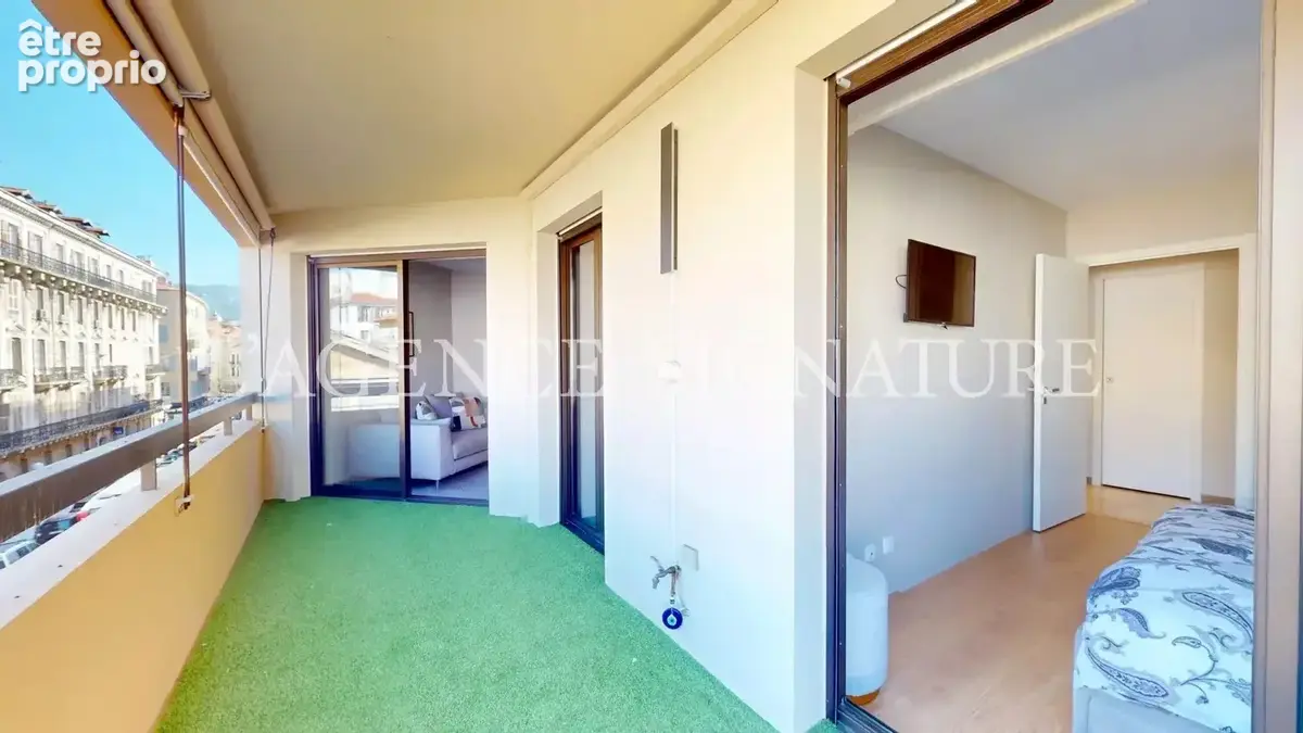 A vendre - nice centre ville coulée verte – " nanou " grand 2 pièces 51 m² avec terrasse – résidence de standing avec parc et ga - photo 11