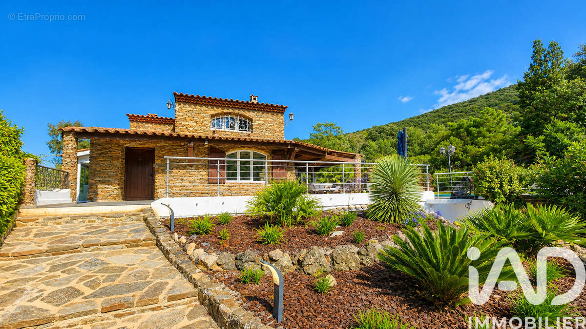 Photo 5 - Maison à COGOLIN