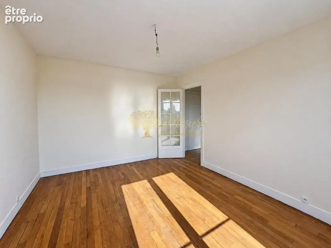 Appartement 2 pièces à vendre à Saint-Maur-des-Fossés – Champignol – 43,50 m², ascenseur, cave et RER A à proximité immédiate - photo 4