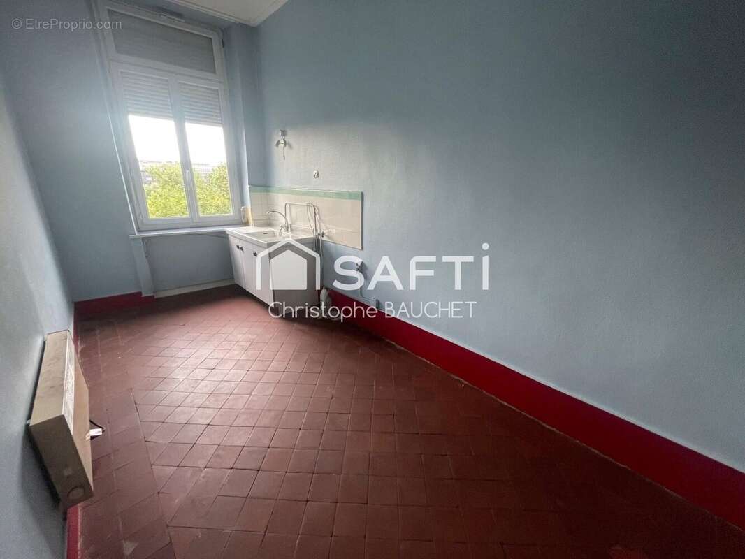 Photo 8 - Appartement à CALUIRE-ET-CUIRE