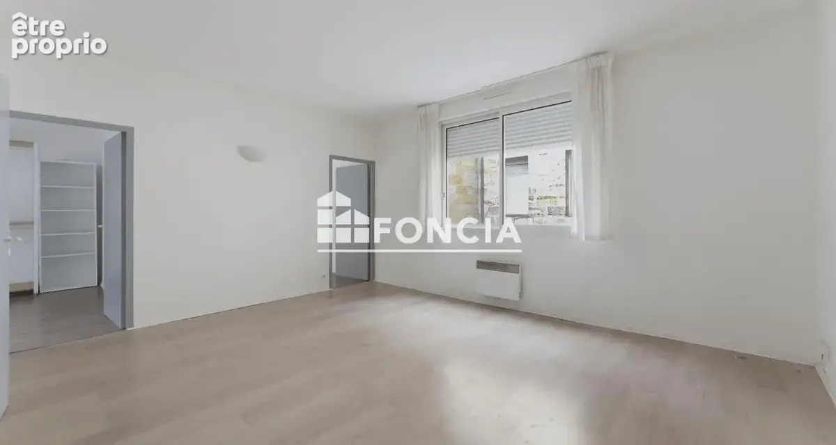 Bel appartement de type 3 vendu libre avec place de parking en centre ville - photo 6