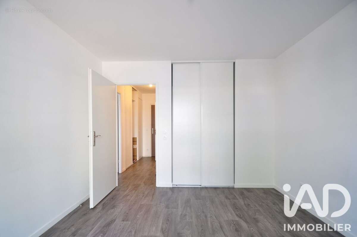 Appartement 43 m² à Villeneuve-Saint-Denis  - photo 4