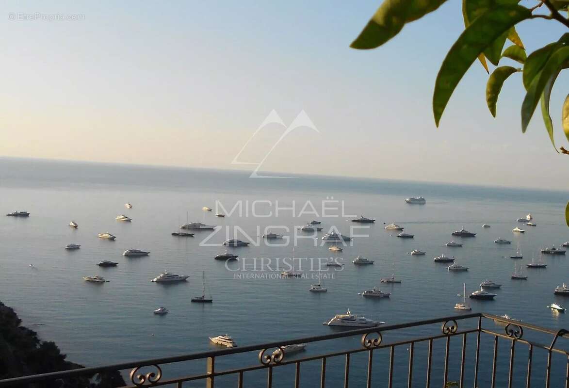 Roquebrune-Cap-Martin – Villa d’exception avec vue panoramique sur la mer - photo 13