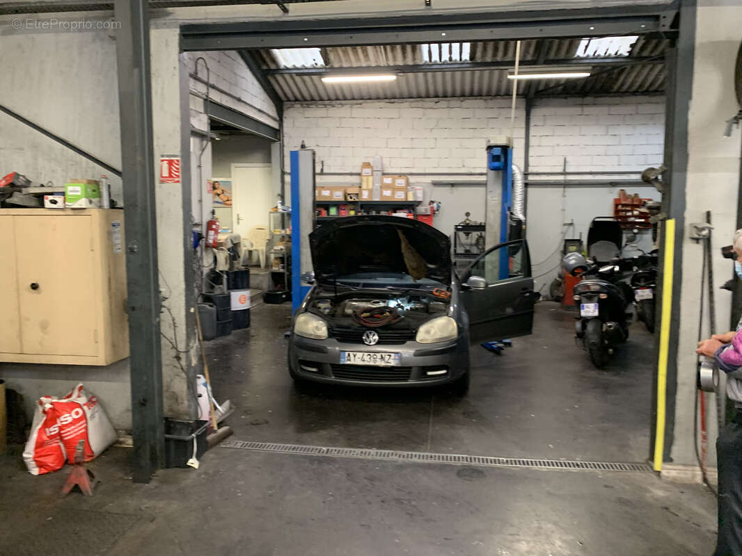 Commerce à MARSEILLE-13E