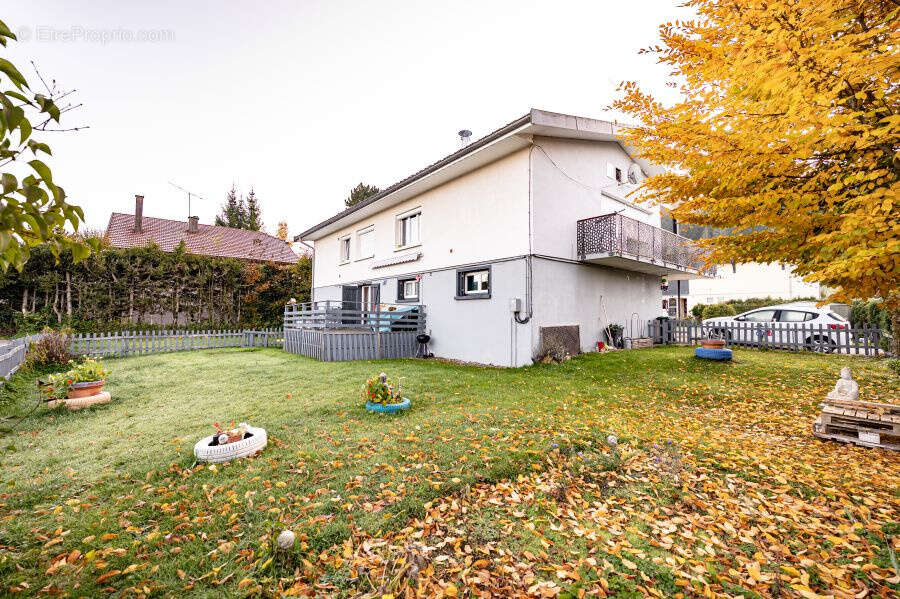 Appartement à GRANGES-NARBOZ