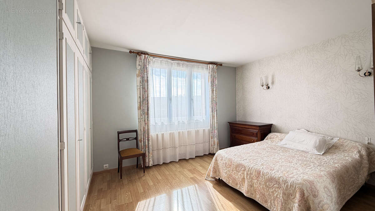 Maison à MAINVILLIERS