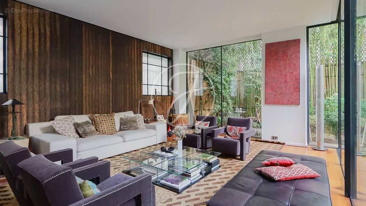 Maison à NEUILLY-SUR-SEINE