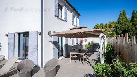 Maison à MAUSSANE-LES-ALPILLES