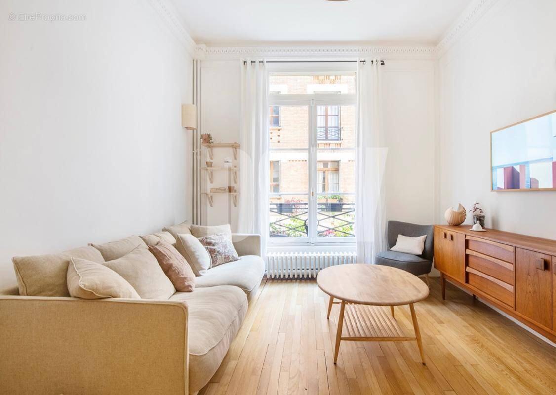 Appartement à PARIS-18E