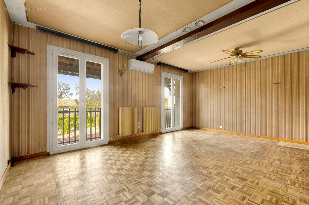 Maison à CASTELGINEST