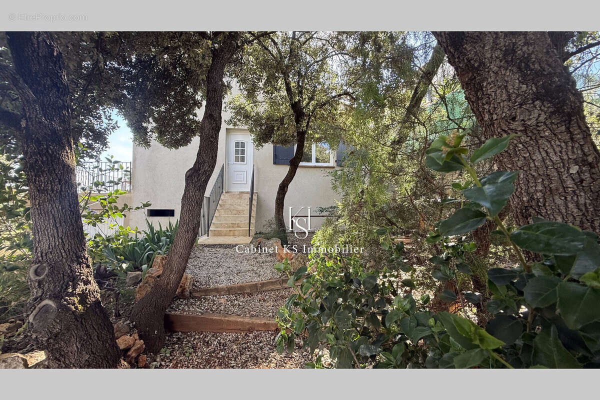 Maison 89 m² à Seillons-Source-D'argens  - photo 2