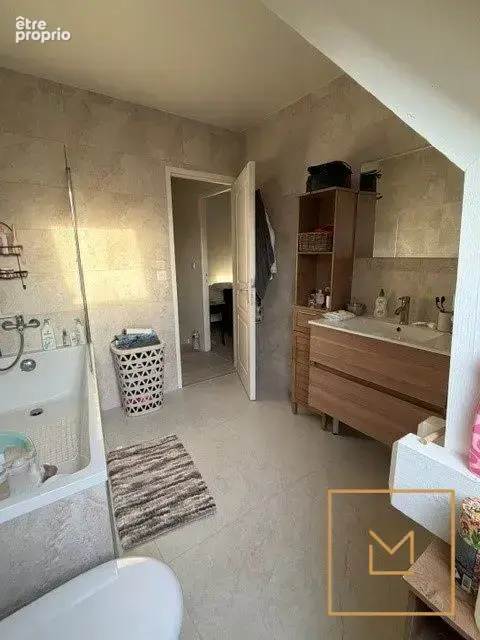 Maison 5 pièces 91 m² à vendre à Petiville (14390) - photo 7