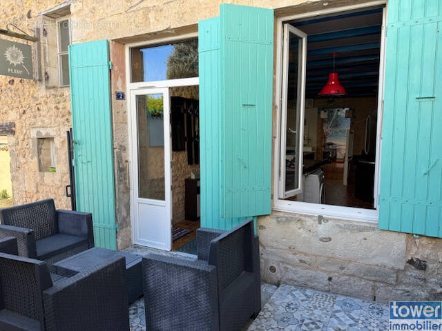 Maison à SAINT-THOMAS-DE-CONAC