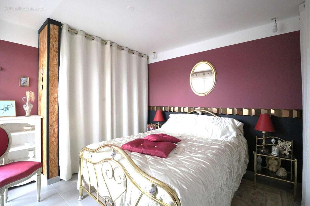 Photo 9 - Appartement à LA ROQUE-D'ANTHERON