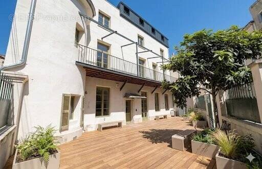Appartement à NIMES