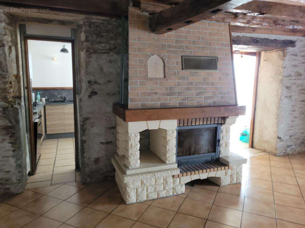 Maison à PREVERANGES