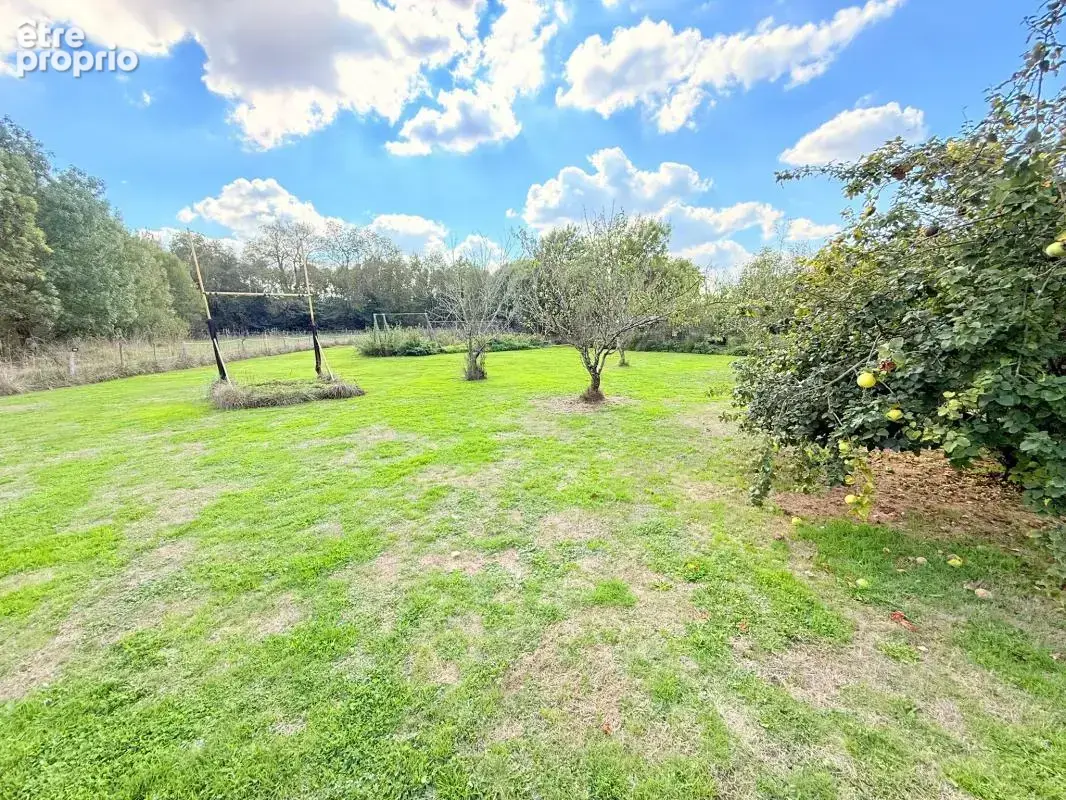 Maison spacieuse à vendre à Genouillé - photo 19