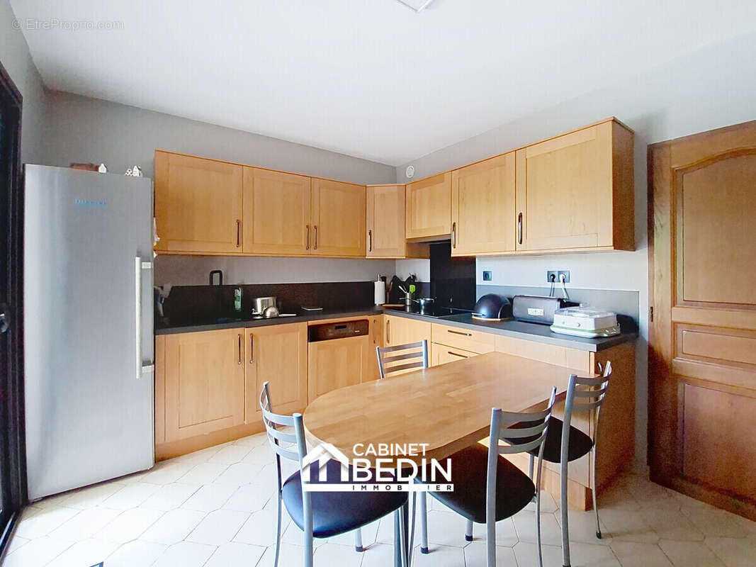 Maison 150 m² à Escalquens  - photo 7