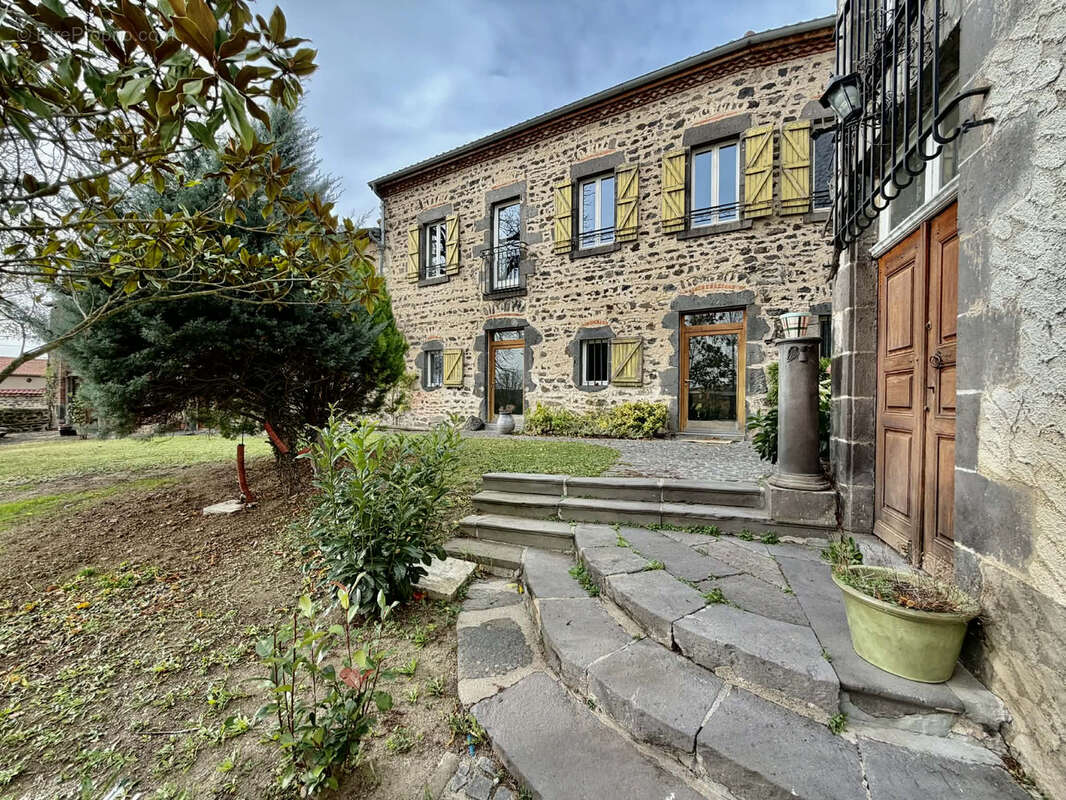 Maison à BERGONNE