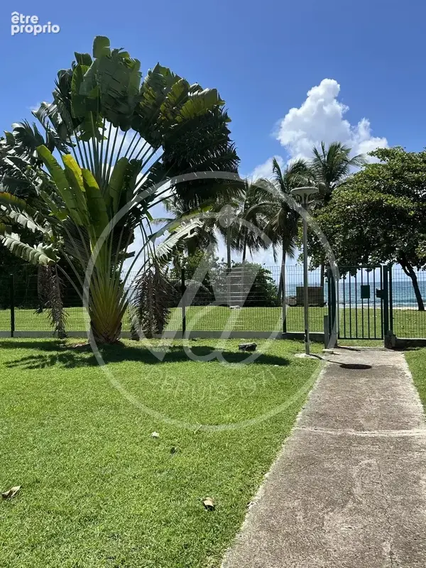 À VENDRE 330 000 €— T3 Duplex avec vue mer et accès plage LE GOSIER - photo 12