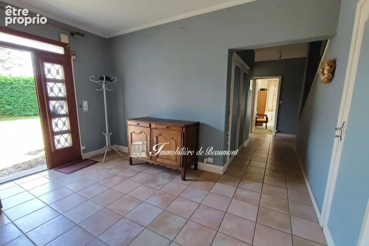 Maison 202 m² à Beaumont-Le-Roger  - photo 5