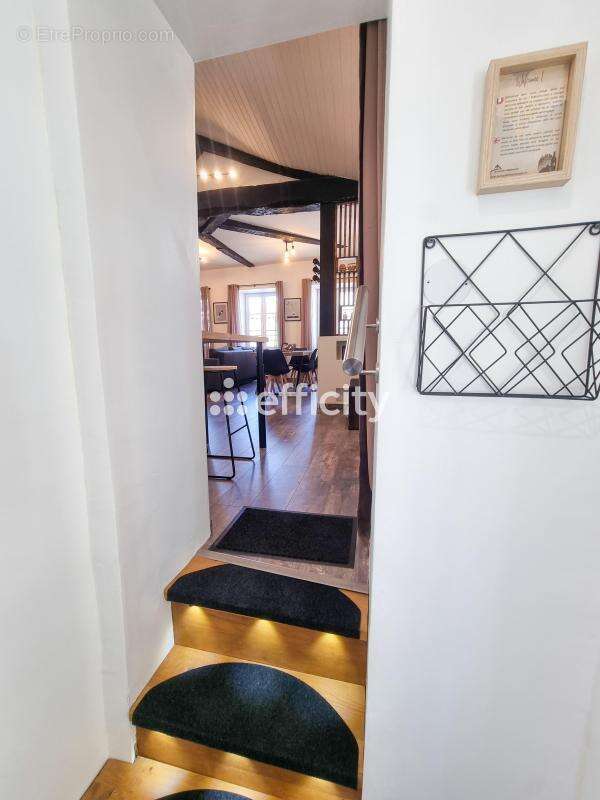 Appartement à SAINTES