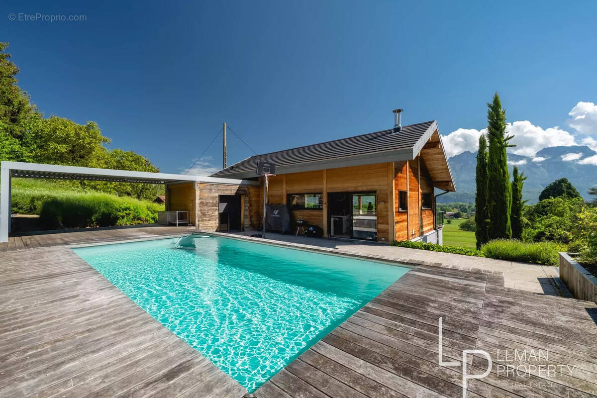 Maison à SAINT-JORIOZ