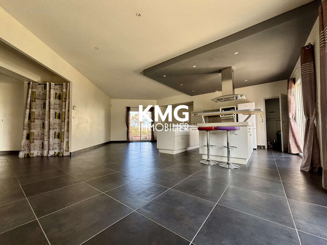 Maison à SAINT-PIERRE-D&#039;IRUBE