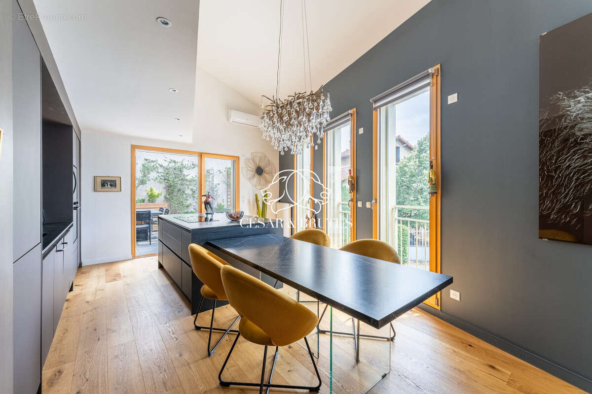 Appartement 130 m² à Lyon-3e  - photo 9