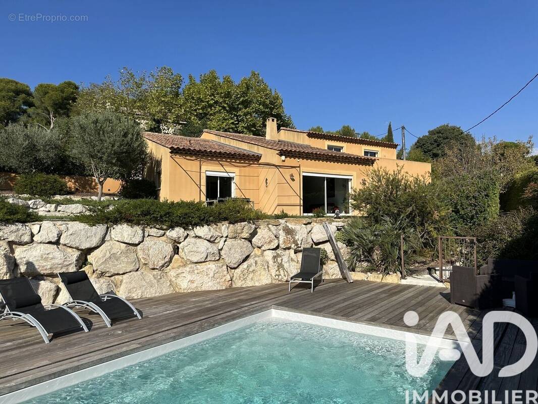 Photo 1 - Maison à MARSEILLE-15E