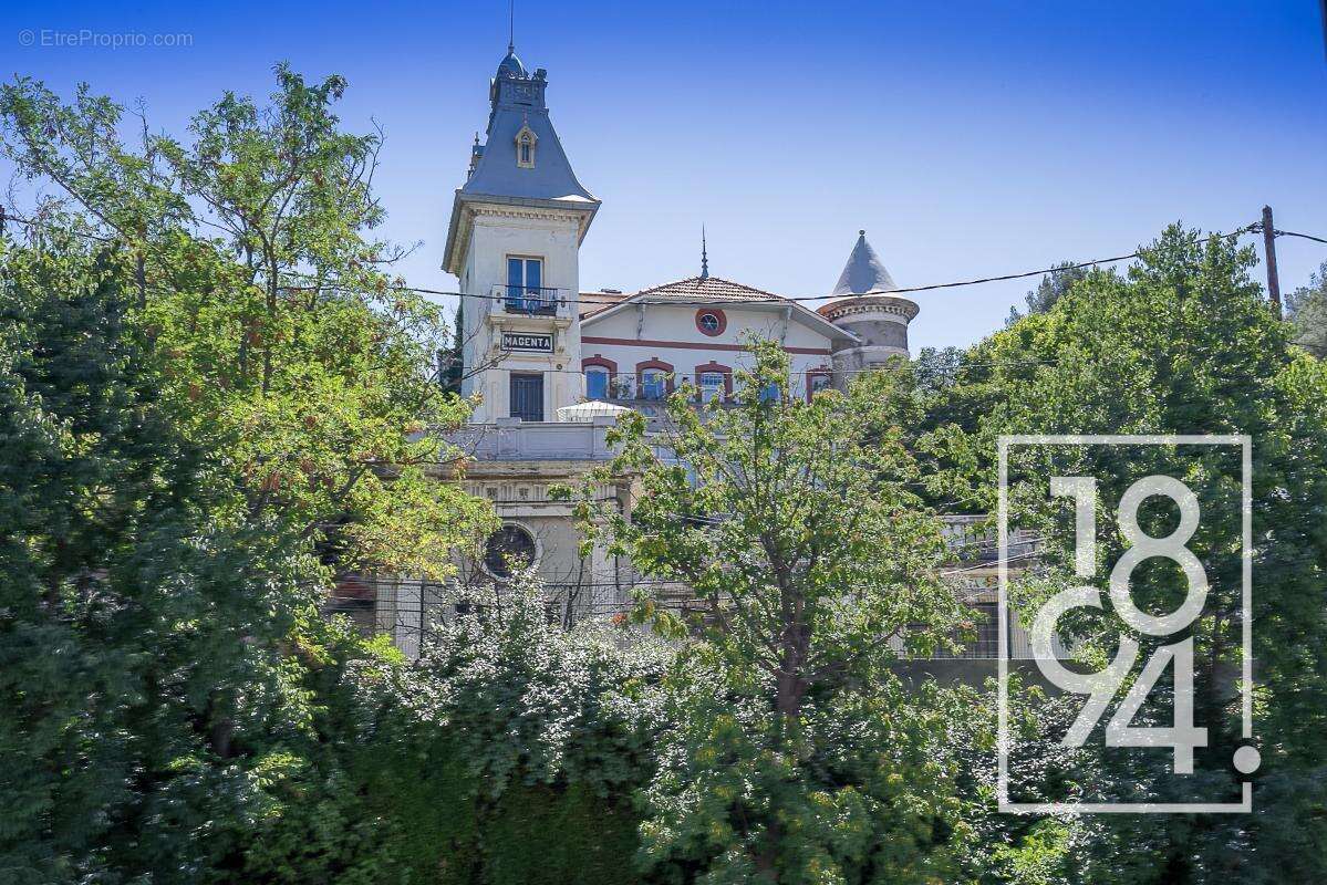 Appartement à MARSEILLE-14E