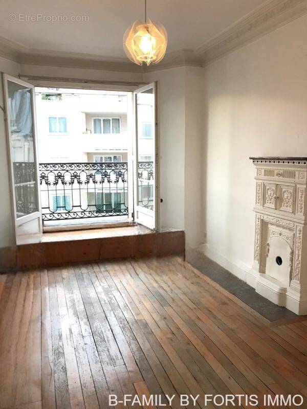 Appartement à PARIS-15E