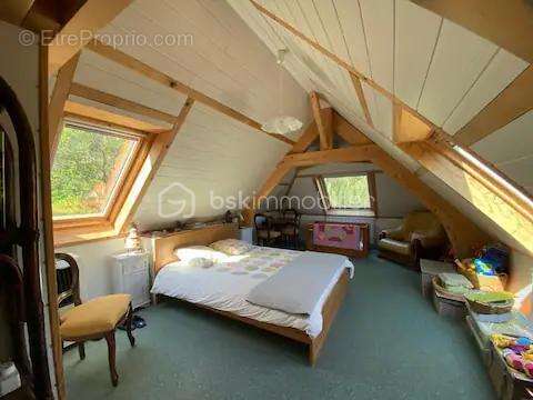 Charmante maison avec piscine et espaces de vie généreux - photo 6
