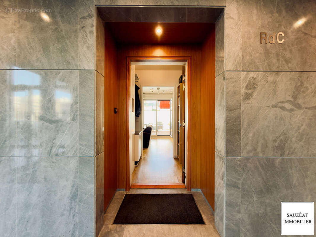 Appartement à ISSY-LES-MOULINEAUX