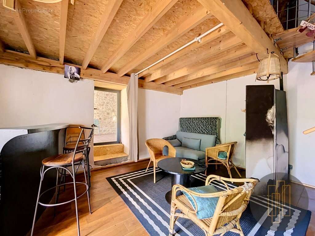 Propriété de charme de 522m2 avec piscine et vue dégagée - photo 13