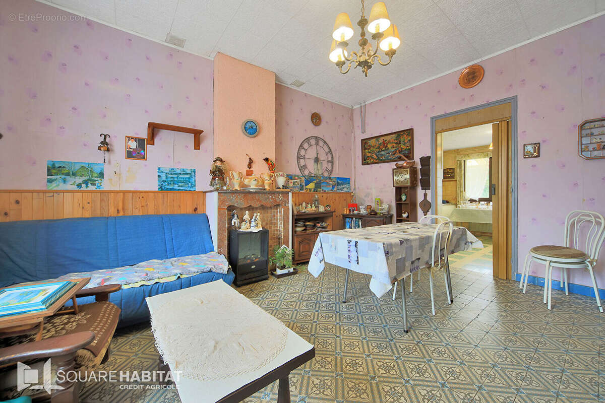 Maison à FRESNES-LES-MONTAUBAN