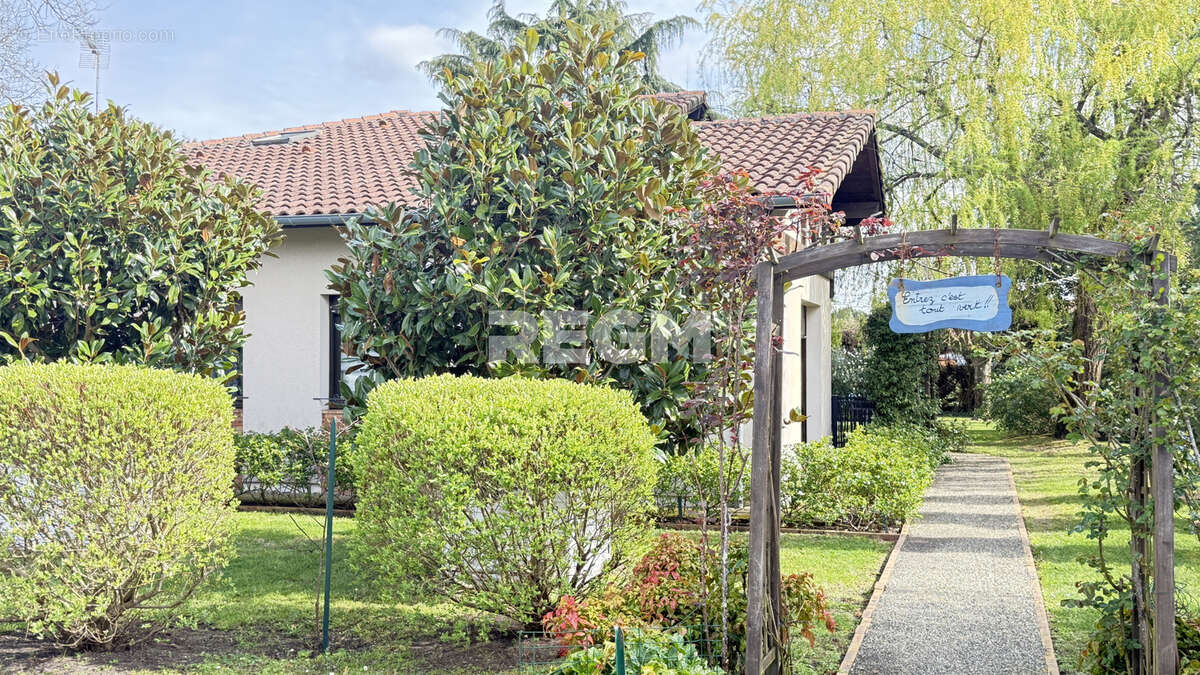 Maison à MORCENX