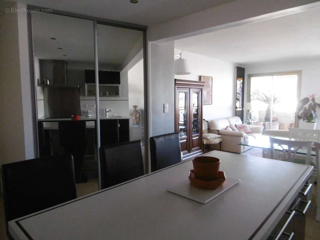 SéduisantT3 de 81 m2  à 550 m de la rue d'Antibes - photo 9