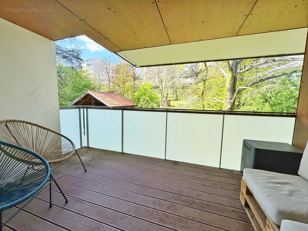 Appartement à LA MULATIERE