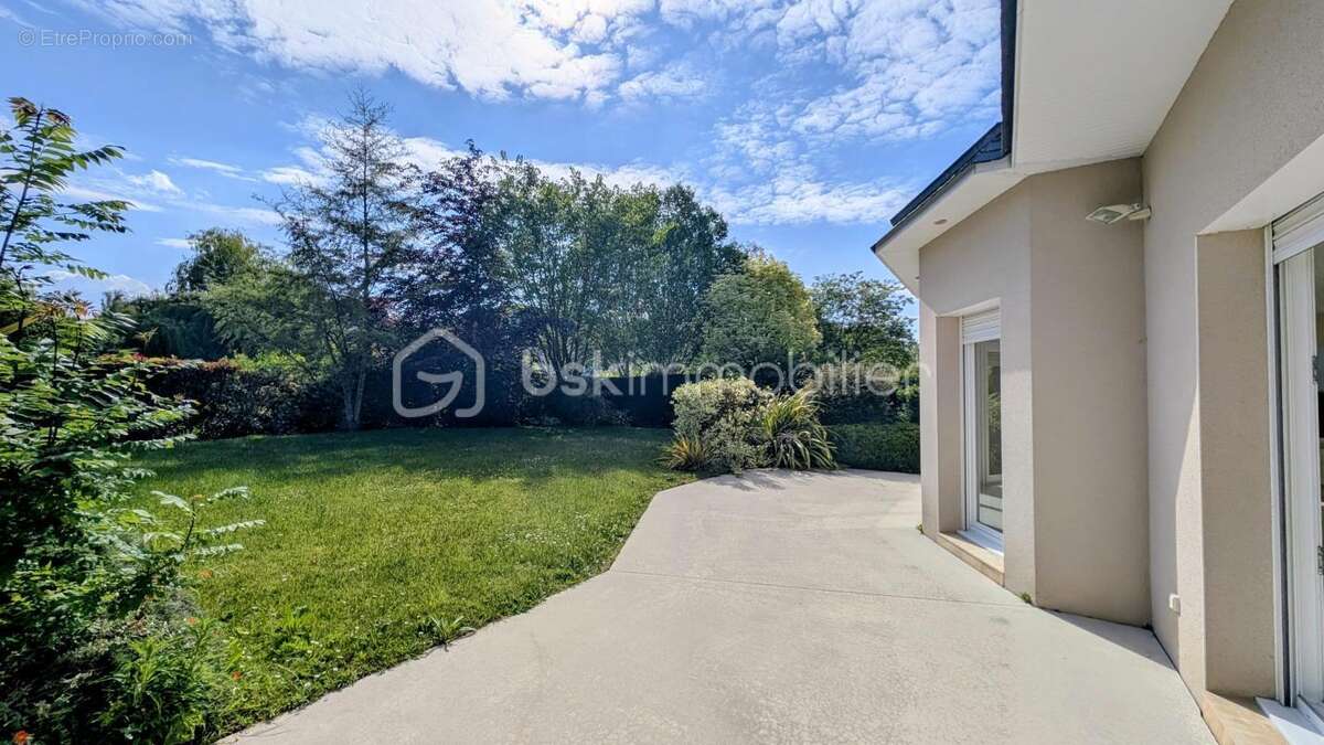 Maison familiale de caractère pensée pour recevoir et partager - photo 13