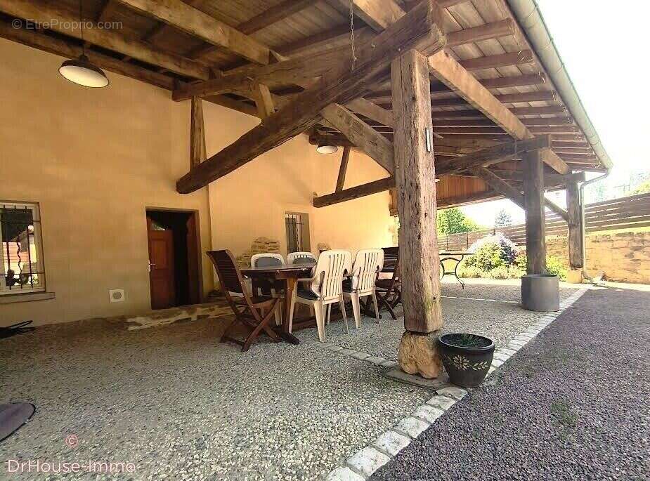 Maison à NANTHEUIL