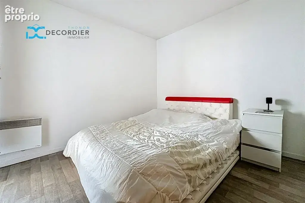 T3 lumineux de 61,35m² – proche centre-ville & gare – cave - 2 parkings couverts ! - photo 10