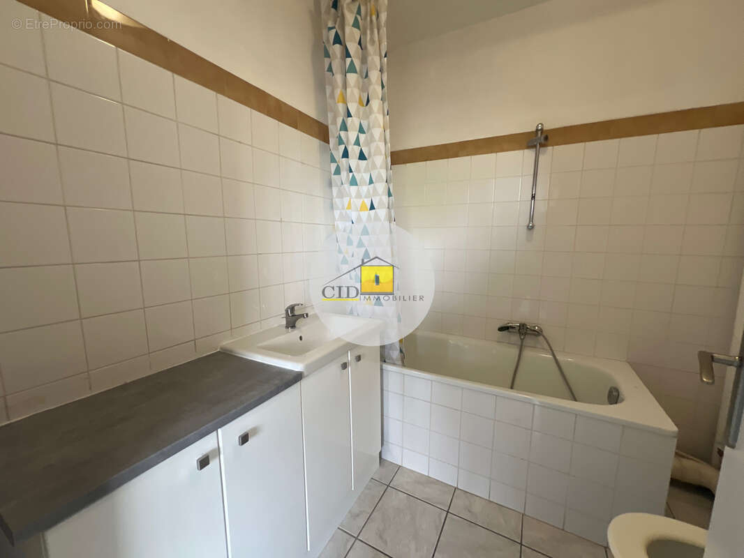 Appartement à BRON