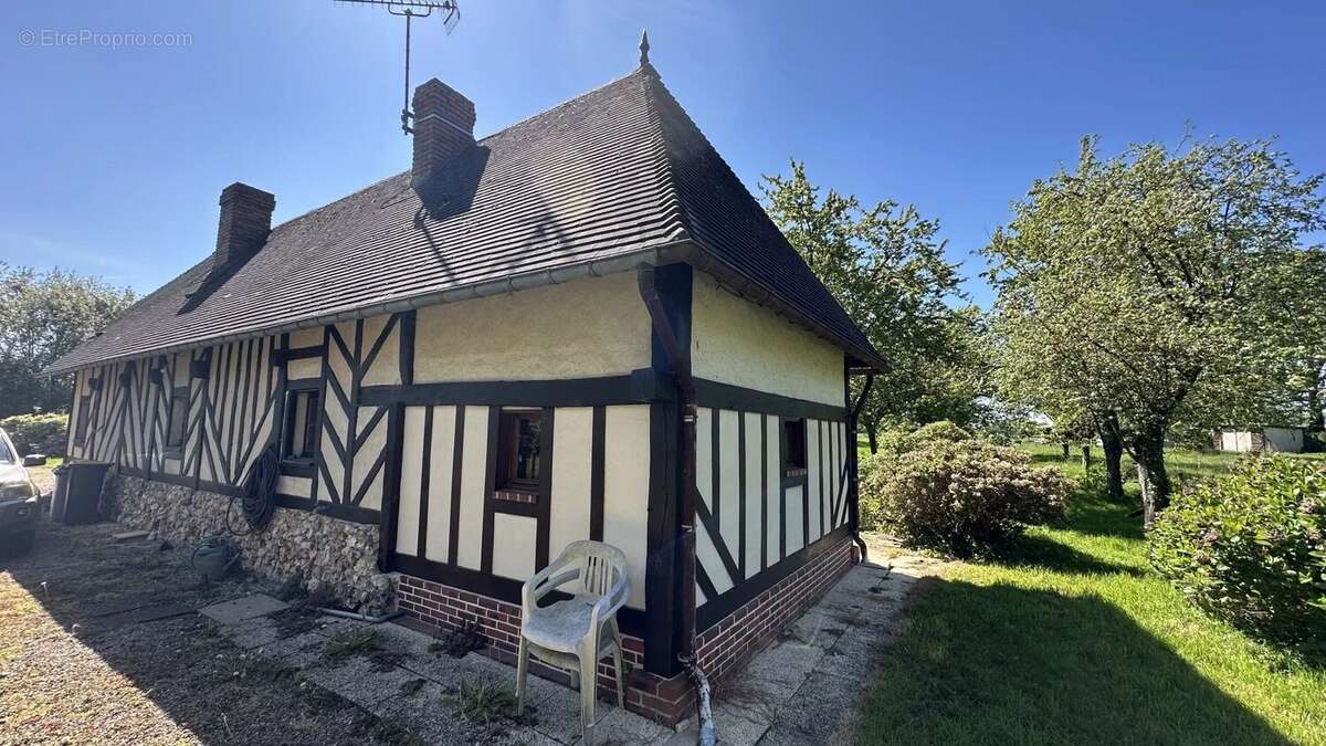 Maison à EPAIGNES