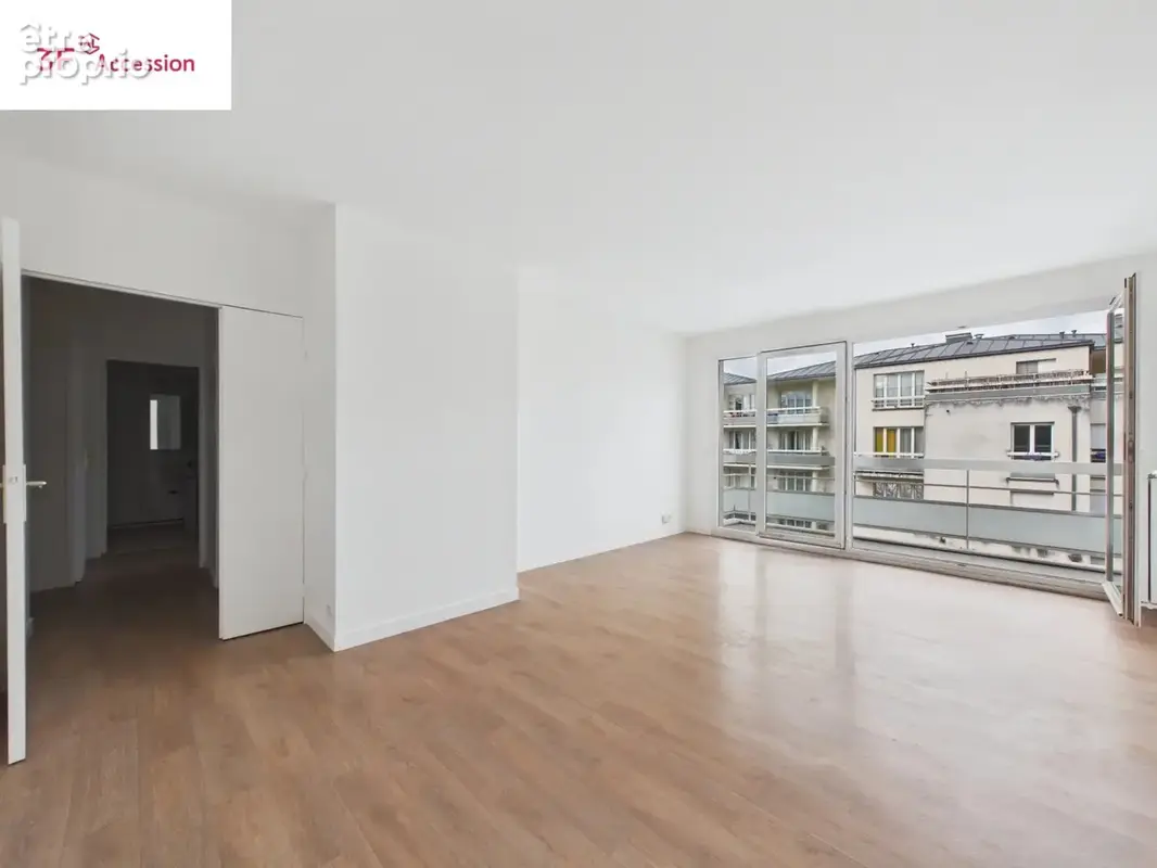À VENDRE – Beau 2 pièces de 52,05 m² avec balcon, ascenseur, parking et cave - photo 2