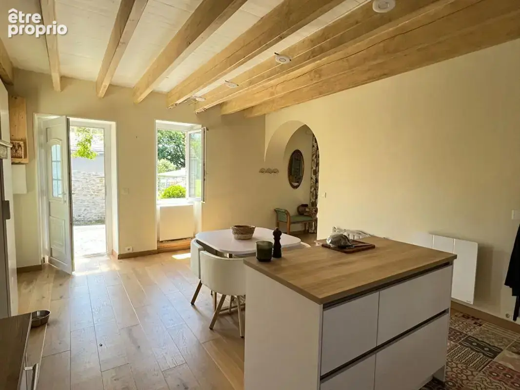 Maison à PLESSE
