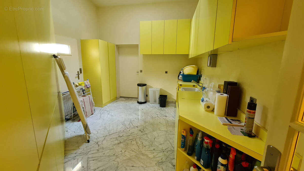 Maison 450 m² à Antibes  - photo 24