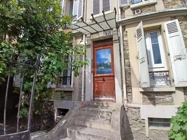 Appartement à VILLENEUVE-SAINT-GEORGES